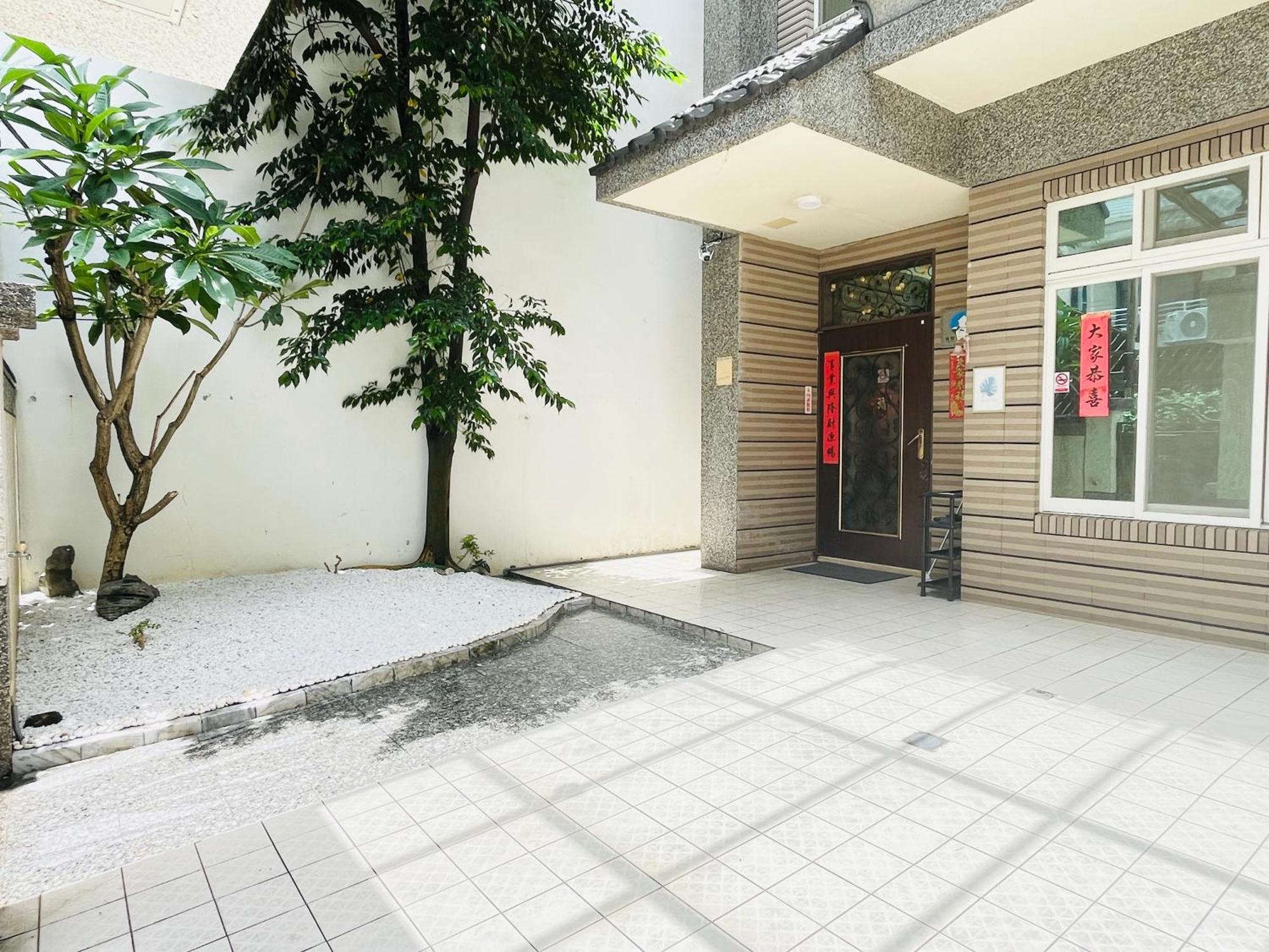 花蓮密絲朵包棟民宿 6-14人 花蓮市 エクステリア 写真
